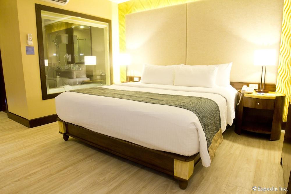 Henann Park Hotel Balabag (Boracay)